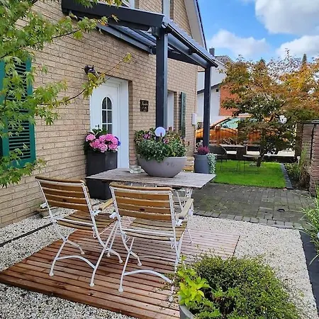 A La Maison Bielefeld City Nah Exterior foto